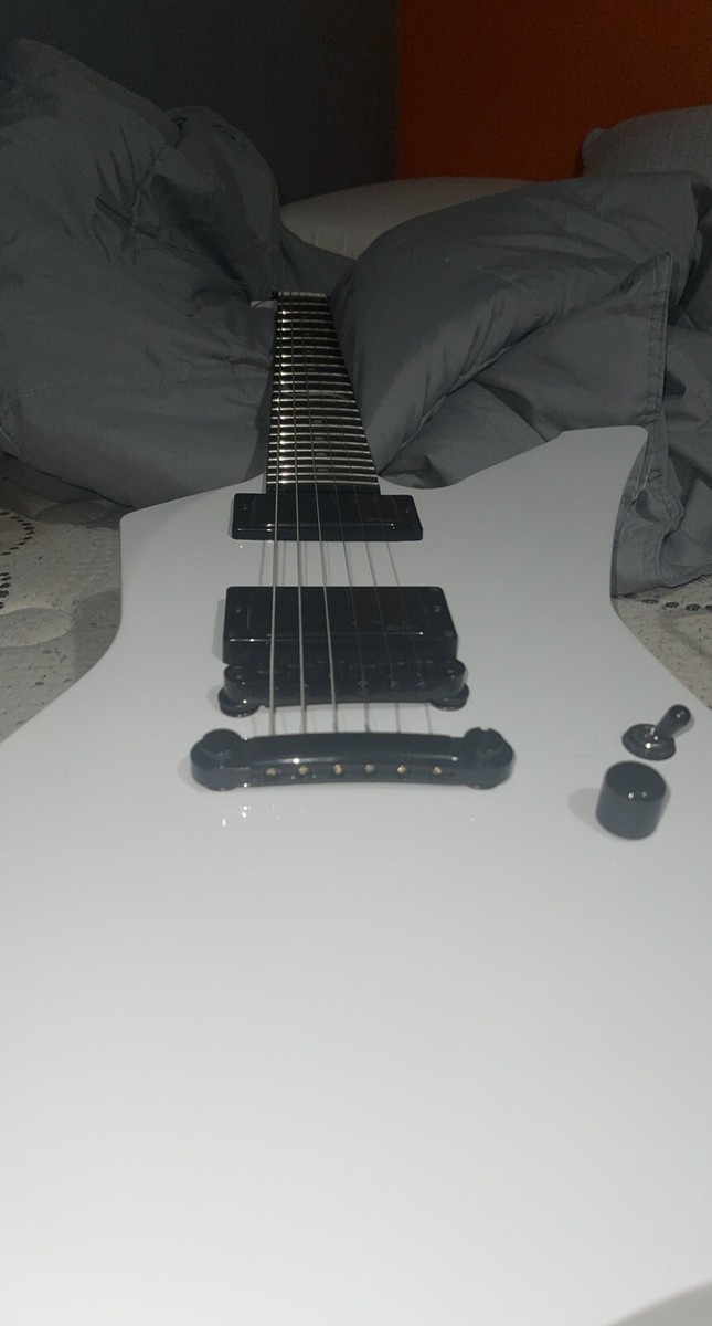 LTD SNAKEBYTE  White ストラップ付き 美品 53090_ESP_LTD_SNAKEBYTE_SW_C12