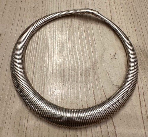 Silvertone Chunky Coil Choker Necklace With Magnetic Clasp