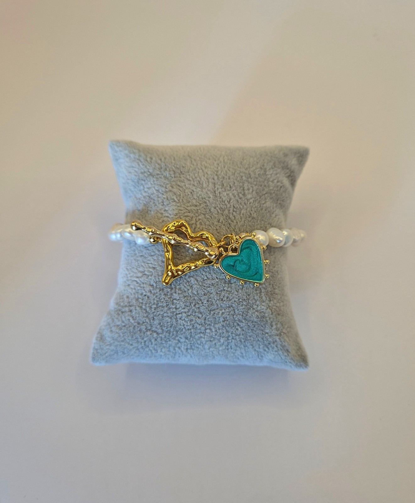 Bracelet perles naturelles véritable avec fermoir cœur or et breloque turquoise