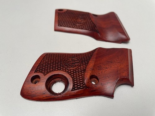 New Wood art checker grips for Beretta 21A Bobcat ,thai handmade - Picture 4 of 5