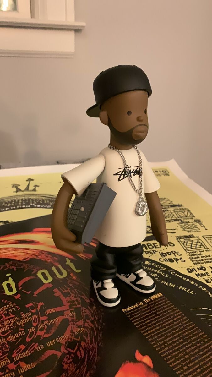 J DILLA FIGURE BY RAPPCATS AND STÜSSY | eBay J DILLA FIGURE BY RAPPCATS AND STÜSSY | eBay