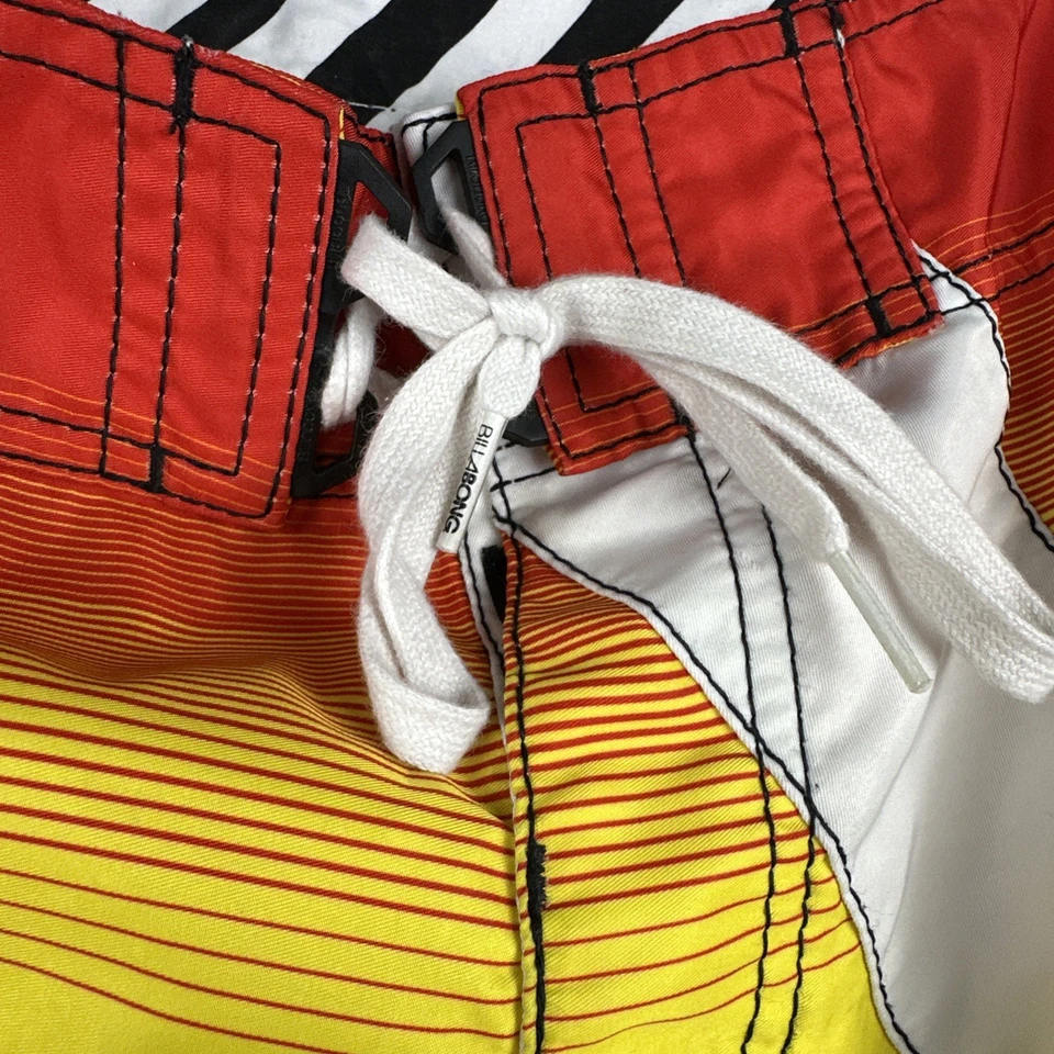 Billabong Shorts Mens 36 Andy Iron Rising Sun Swim Beach Board Trunks Rare Y2K - Image 3 of 4