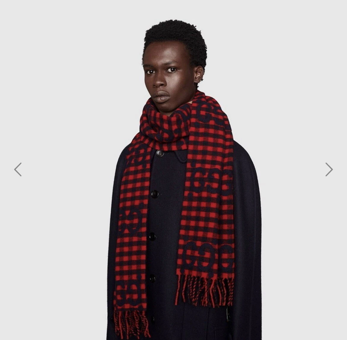 Écharpe Gucci neuve en laine imprimée à carreaux rouge bleu   Un must pour l'hiver !