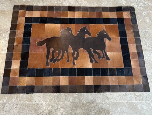 Natural Cowhide Patchwork Carpet - Handmade Rectangle Rug for Home Décor -Art 4