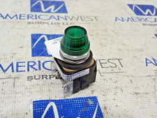 ALLEN BRADLEY 800T-P16 SER T GREEN PILOT LIGHT 40171-002-01 Contact block