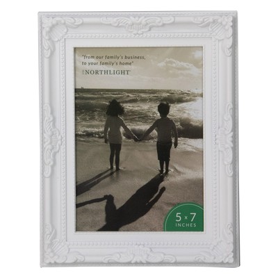 Northlight 8.5'' Classical Rectangular 5'' x 7'' Photo Picture Frame - White