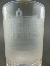 Biedermeier glass with fine engraving of a castle around 1840