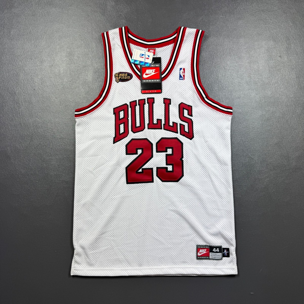 100% Authentic Michael Jordan Vintage Nike 1998 NBA Finals