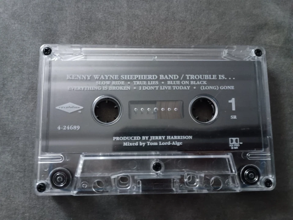 Kenny Wayne Shepherd Band "Trouble Is..." Cassette Tape — 第 4/4 张图片
