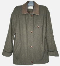 VINTAGE Mackintosh Jacket Women's 10 Green Herringbone Wool Tweed Made in USA