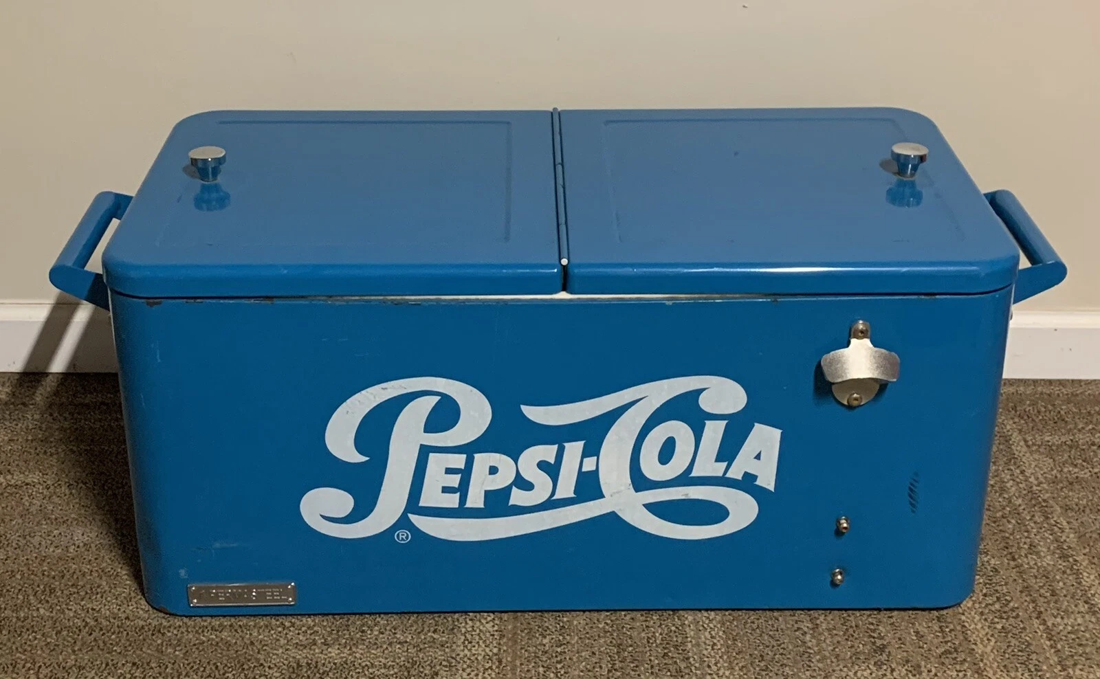 Vintage Pepsi Cola Cooler/Ice Chest Collectible Piece Clean!