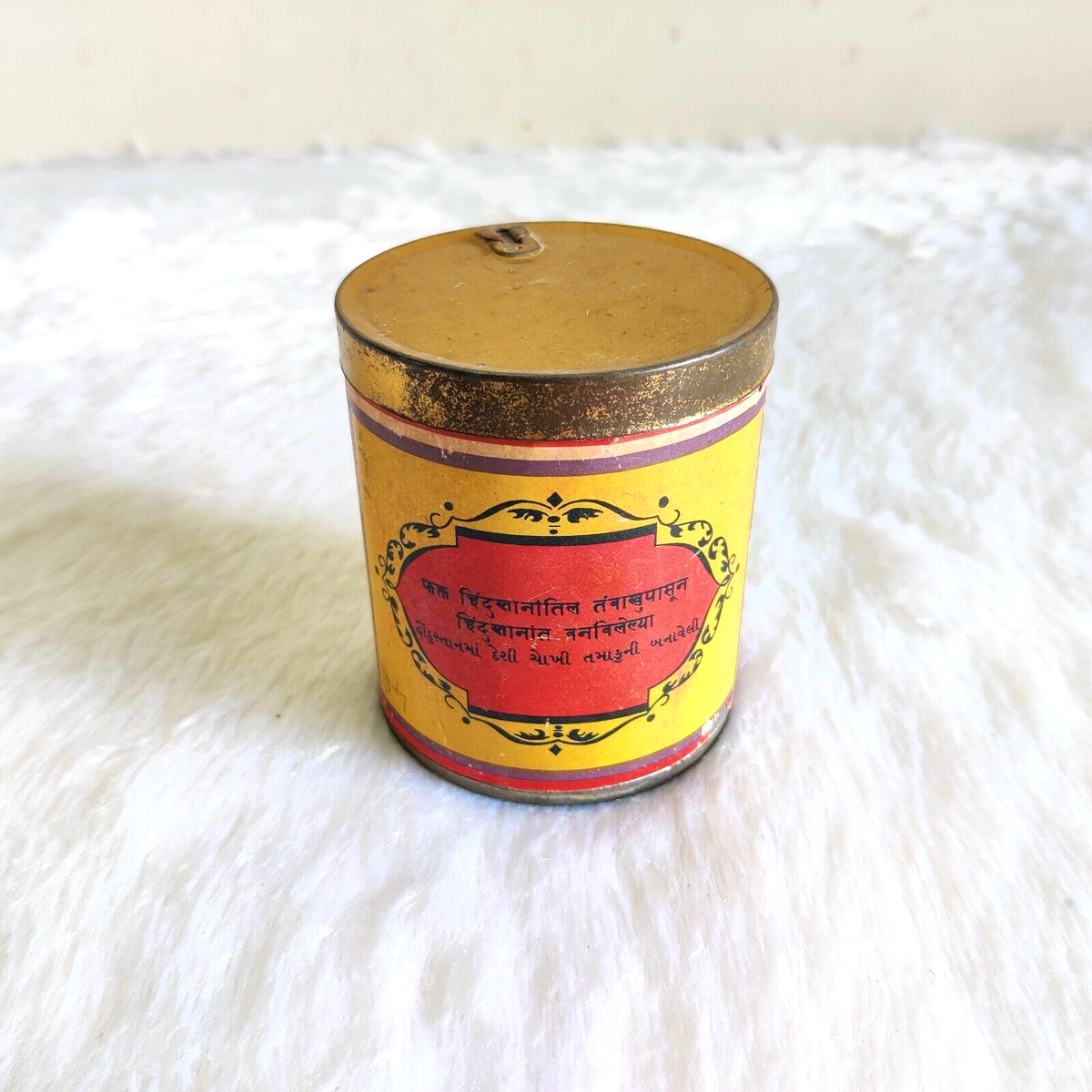 1930s Vintage The Hyderabad Tobacco Bioscope Cigarette Tin Box Round Rare  CG419