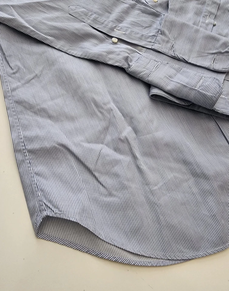 Armani Collezioni. Camisa de vestir a rayas para hombre. Hecho en Túnez. 15,5 39 cm Foto 4 de 4