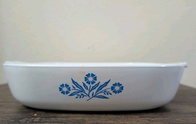 Cornflower Corningware 10'' (P-10-B)