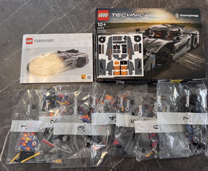 Lego Technic Koenigsegg Jesko 42173 Brand New