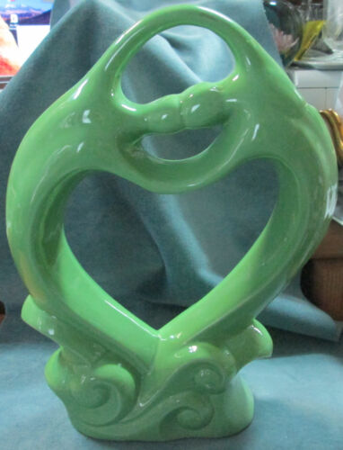 Art Deco Inspired Green Ceramic 13" High 9 1/2" Wide Figures That Make A Heart - Picture 1 of 4