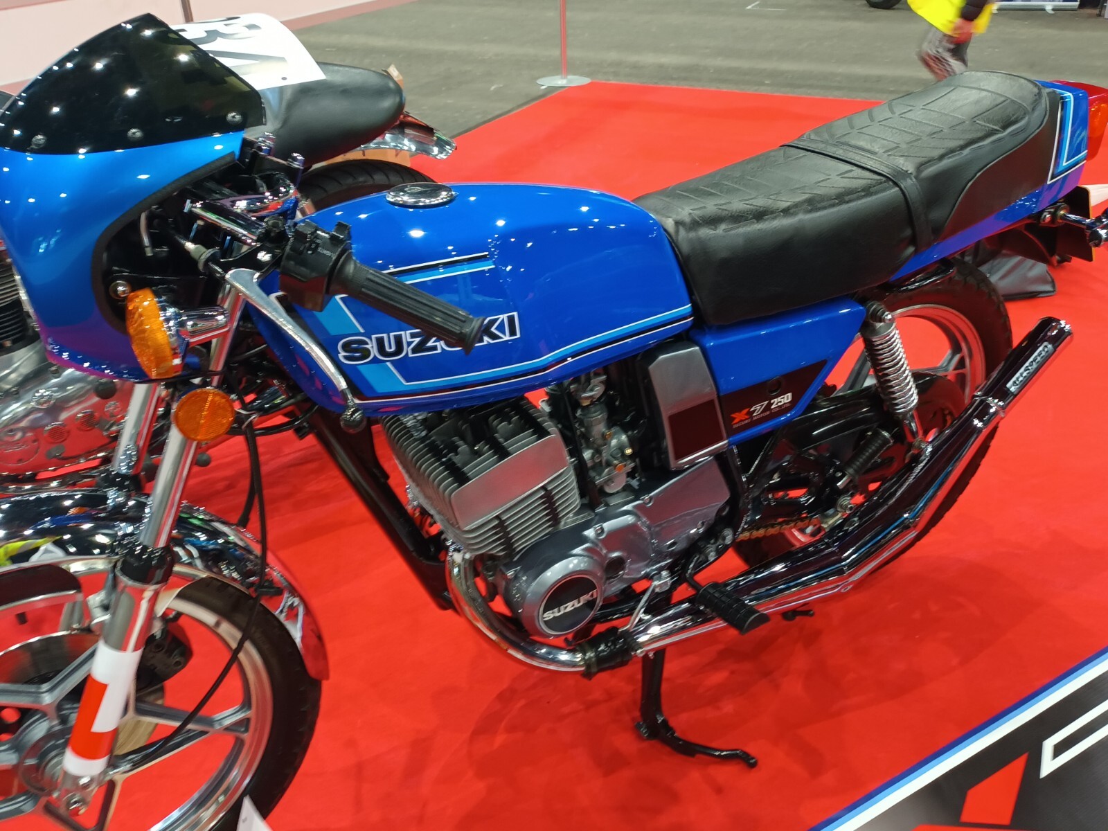 yamaha rd 400 c allspeed / gibson expansion exhausts , and carb jets to