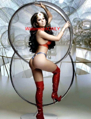 SUPER HOT SEXY ''Cos Play''  ''Wonder Woman'' LEGGY ''Pin-Up'' PHOTO! #(68)