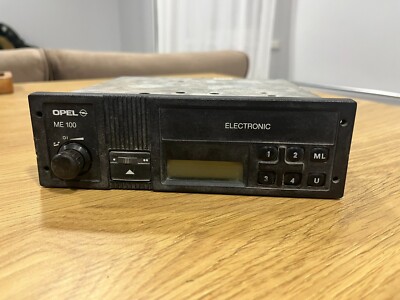 Opel ME100 ME 100 Original Autoradio Vintage Ascona Kadett Vectra Omega Manta
