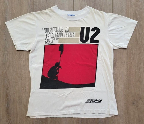 U2 Under A Blood Red Sky T-Shirt Large Off Whit 1980s vintage concert t-shirt, vintage, size L, single stitch, B+ condition