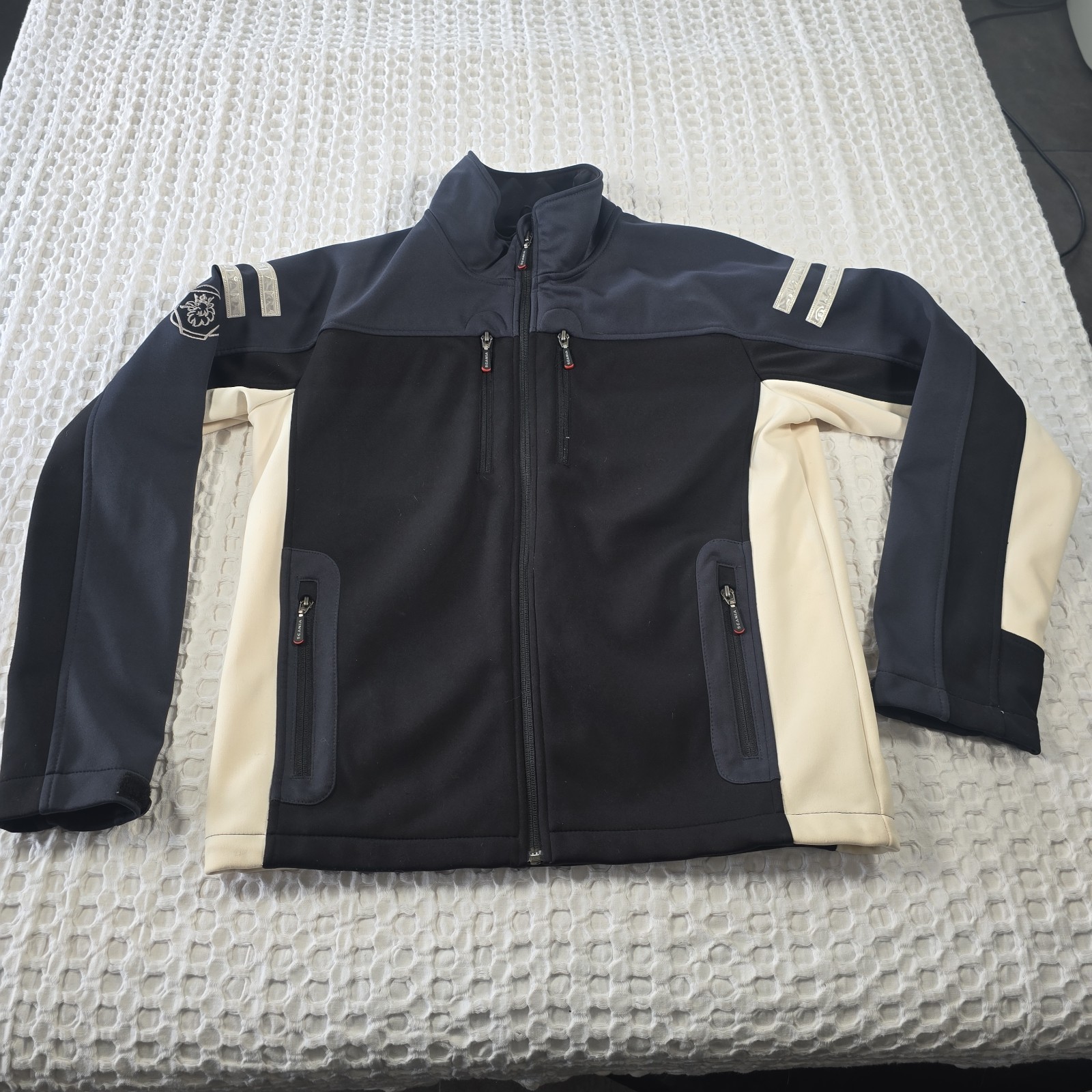 SCANIA SOFTSHELL JACKET  TRUCKING Therma Gear Uk Medium Waterproof Breathable