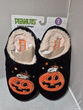 Peanuts Jack O Lantern Snoopy Women's Halloween Scuff Slippers 7/8 Medium