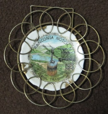 FRANCONIA NOTCH ARIAL TRAMWAY WHITE MOUNTAINS N.H.   PLATE IS 2 1/2'' DIAMETER