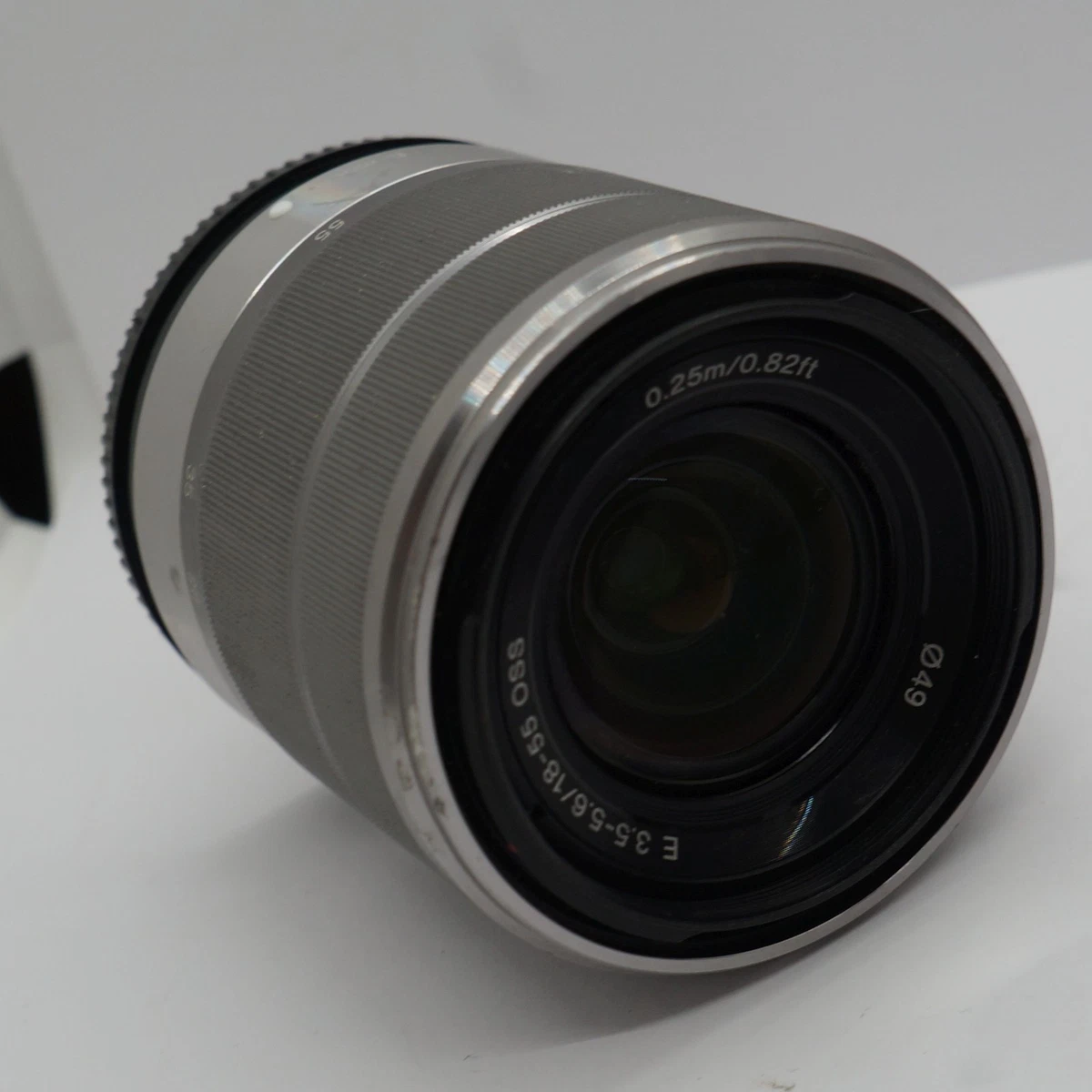 Lente zoom Sony 18-55 mm f/3,5-5,6 AF MF (con entrada de polvo) montura E SEL SEL1855