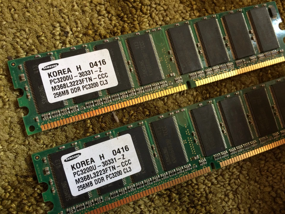Samsung 256MB X 2 DDR PC3200U RAM PC3200U-30331-A1 M368L3223FTN CCC Memory 512mb - Image 2 of 4