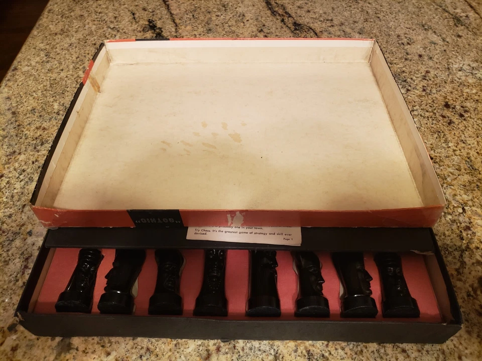 Ajedrez esculturado gótico 1957 por Ganine No. EDICIÓN SALÓN 1475 CON INSTRUCCIONES Foto 4 de 4