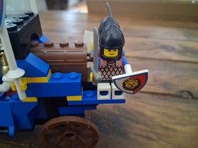 Lego Legoland Kings CarrigeSet 6044 Great Shape Complete W/ Instructions