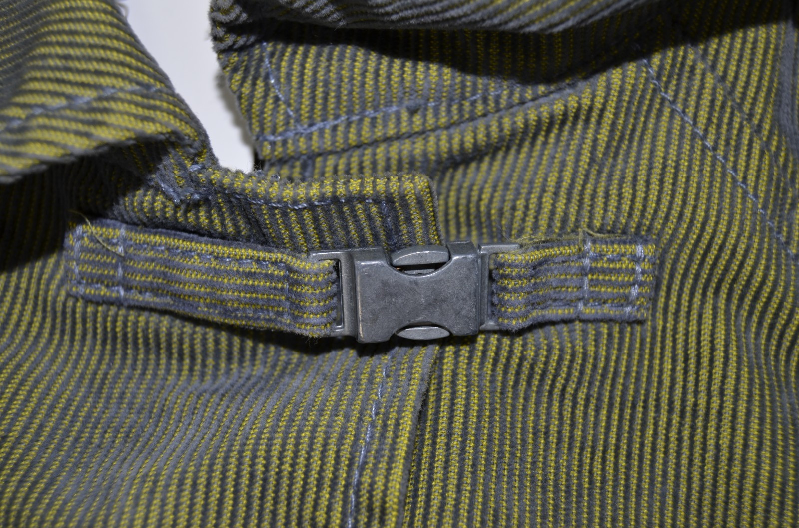 LEVIS Engineered size Small uk 8 Iridescence wome… - image 5