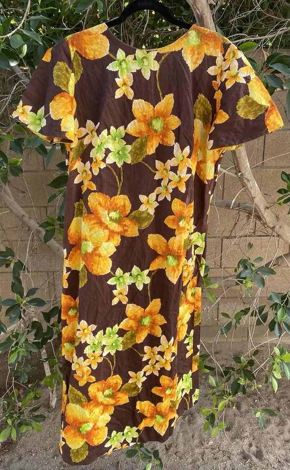 Vintage Hawaiian Dress Tiki Aloha Hawaii Brown With Multicolor Floral Barkcloth - Image 2 of 4
