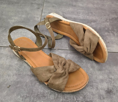 RIEMCHEN SANDALEN Sandaletten Sommerschuhe FLACHER ABSATZ Plateau Schuhe KHAKI