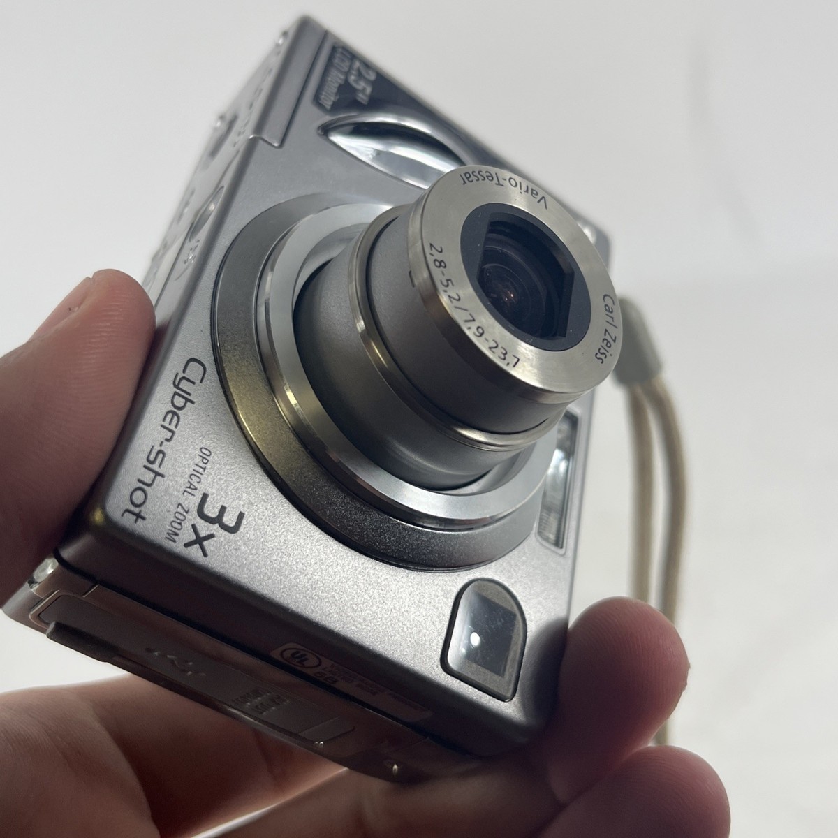 SONY Cuber-shot DSC-W5☆ Sony Cyber-shot DSC-W5: Digital Photography Review