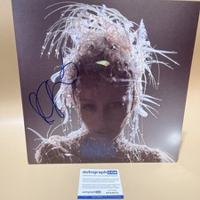 Miley Cyrus Signed Vinyl Cover Something Beautiful Limited exclusive Red Vinyl