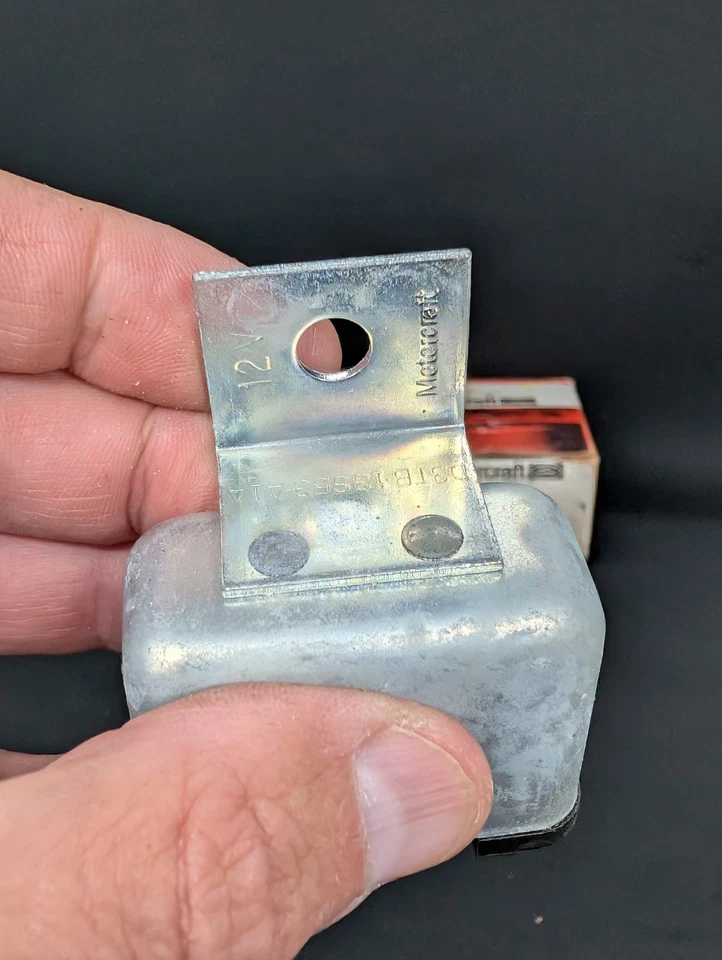 NOS 1973-86 FORD F100 F250 F350 PICAPE 80-86 BRONCO 12 V RELÉ DE BUZINA - Imagem 3 de 4