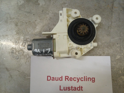 Ford Focus II DA3 Fensterhebermotor vorne links Bosch 4M5T14A389 0130822217 12 V