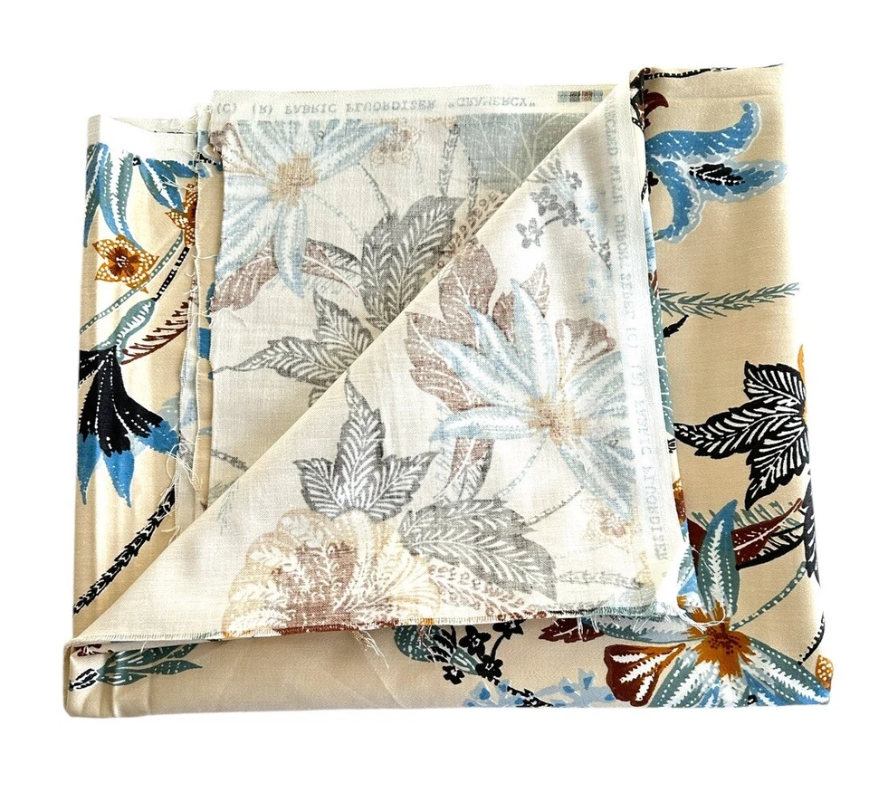 Tela Flor Silvestre Floral Azul Crema Dupont Savalux Gramercy Años 70 57"Lx 53" W De Colección Foto 2 de 4