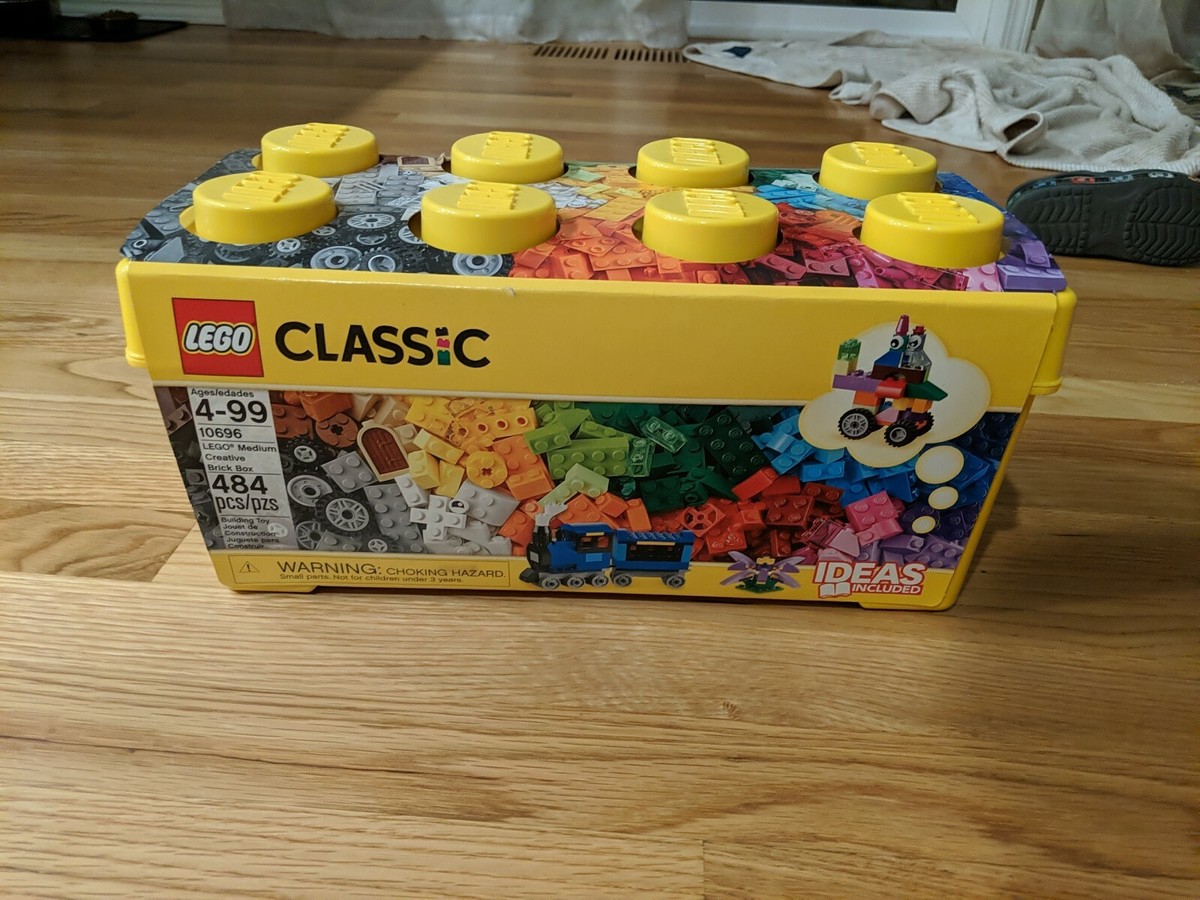 LEGO Classic Medium Creative Bricks Kids 484 Piece Building Box