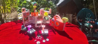 lot infirmerie Littlest Pet Shop N°1 avec nombreux accessoires - Photo 1/4