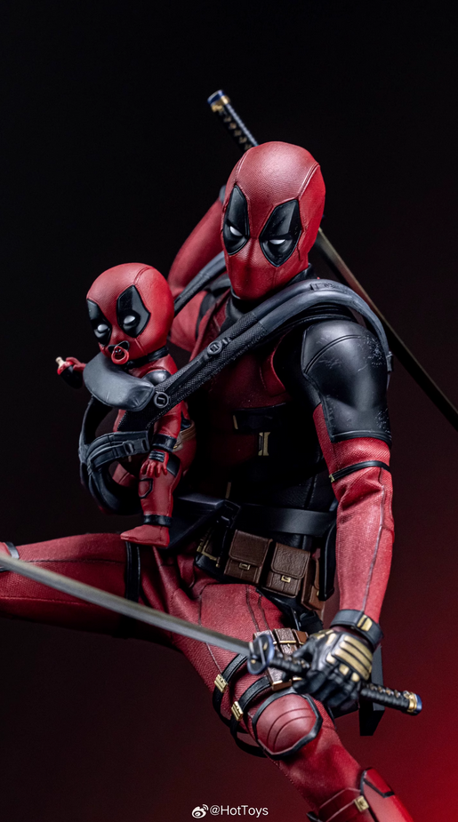 Hot Toys MMS746B Deadpool Deadpool & Wolverine 1/6 Special Ver IN
