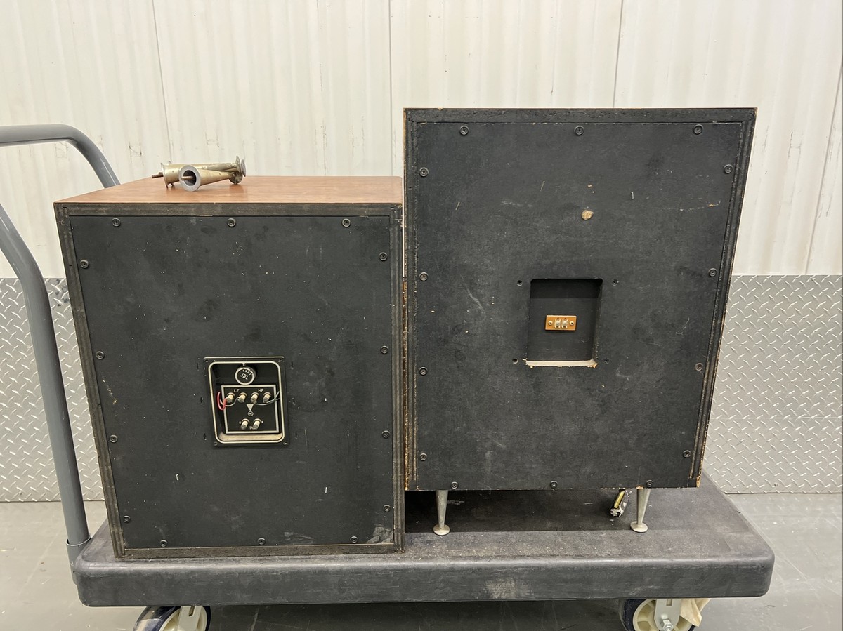 JBL Signature Speakers Jim Lansing Signature Pair Of D123 JBL Signature Speakers Jim Lansing Signature Pair Of D123