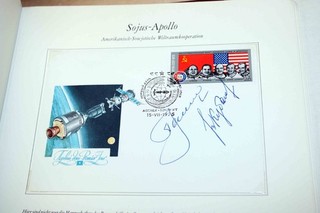 Raumfahrt Sojuz Apollo: Schöne Sammlung in zwei Borek Alben aus dem Abobezug