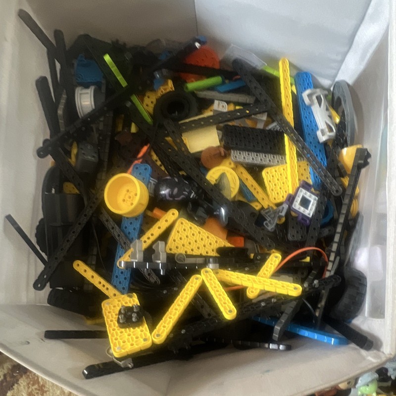 HEXBUG - Vex Robotics Bulk Lot Builder Set - Building Pieces Parts, Multicolor