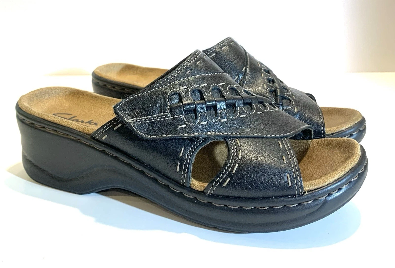 Scarpe sandali Clarks Bendables neri in pelle con zeppa taglia 7M