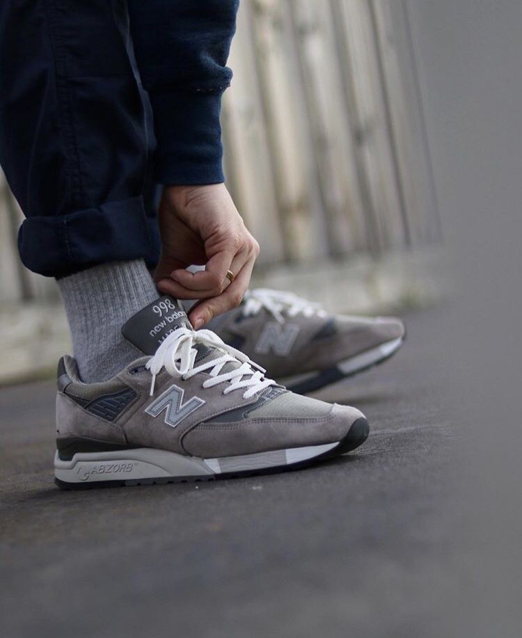 Size 8 New Balance 998 Core Made in USA Sneaker Men's Gray Silver
