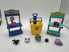 LOT OF 10-Zuru Surprise Mini Brands Accessories Carts Shelves Toys
