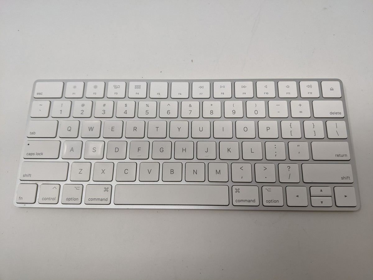 Apple アップル/Magic Keyboard/MJQJ3J/A/YH94H2CQJR/Bランク/69【中古】 Magic Keyboard (USB-C) - Japanese - Apple