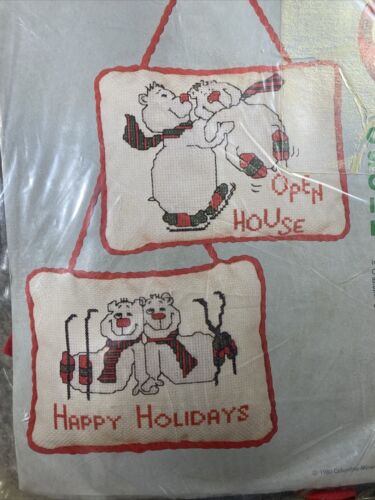 Columbia Minerva Cross Stitch Christmas Idea Embroidery Kit #8341 - Picture 2 of 3